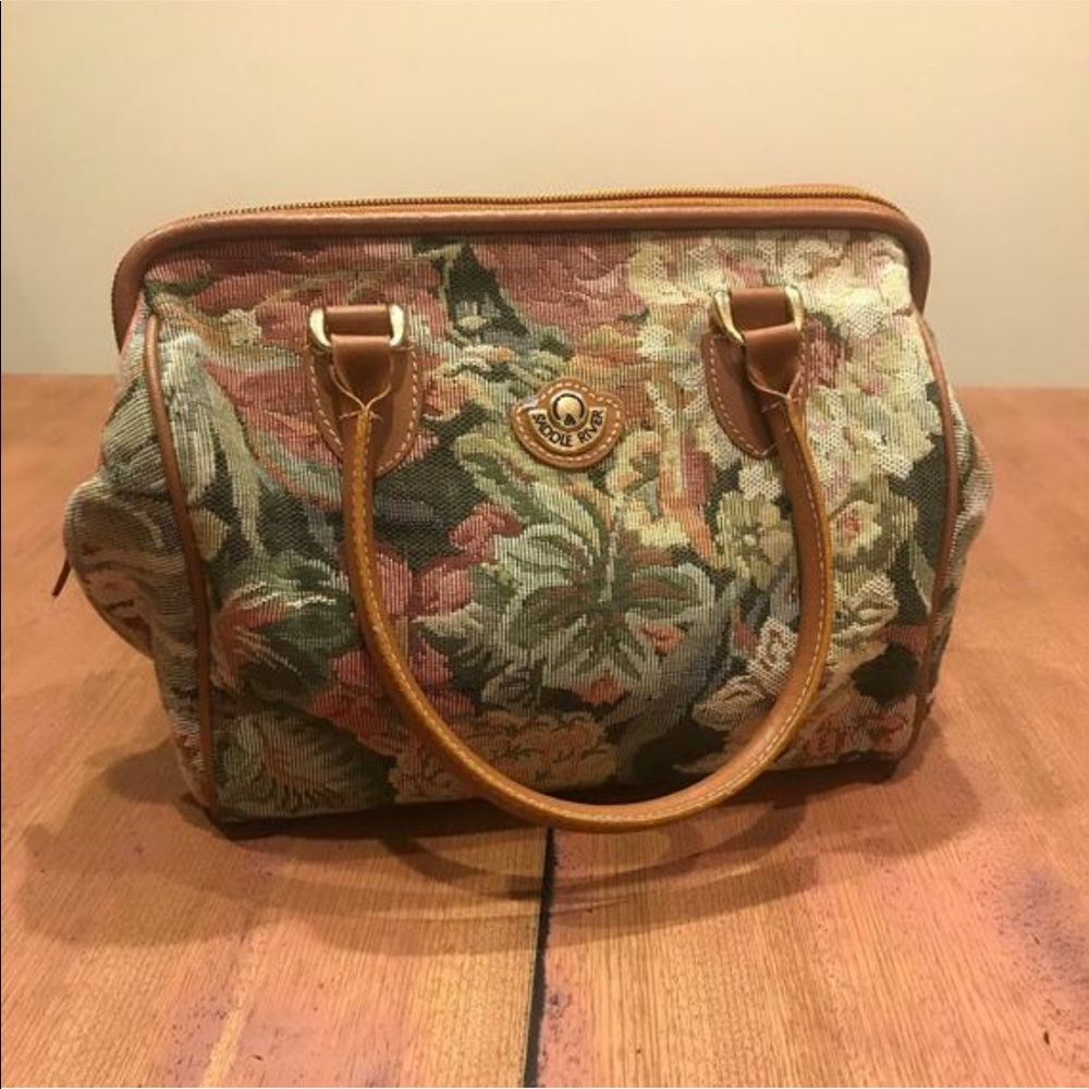1990s Vintage Saddle River Purse